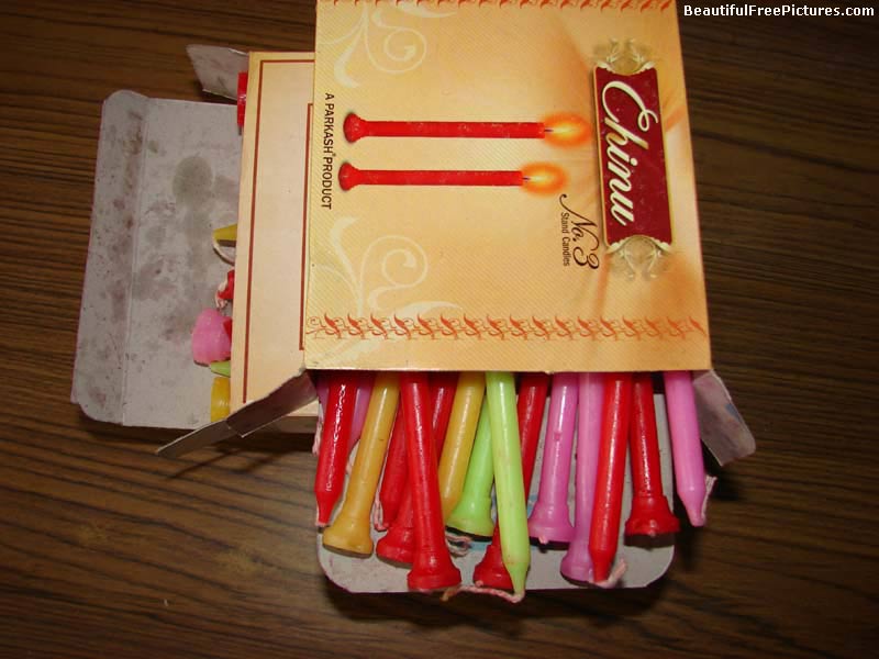 pictures of a full packet of candles