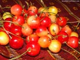 picture of lump of cherries
