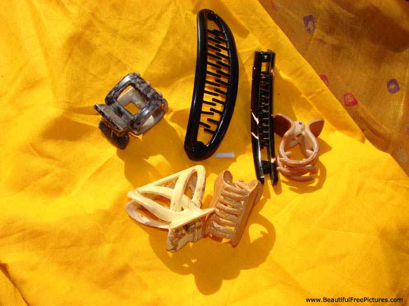 picture of hair clips